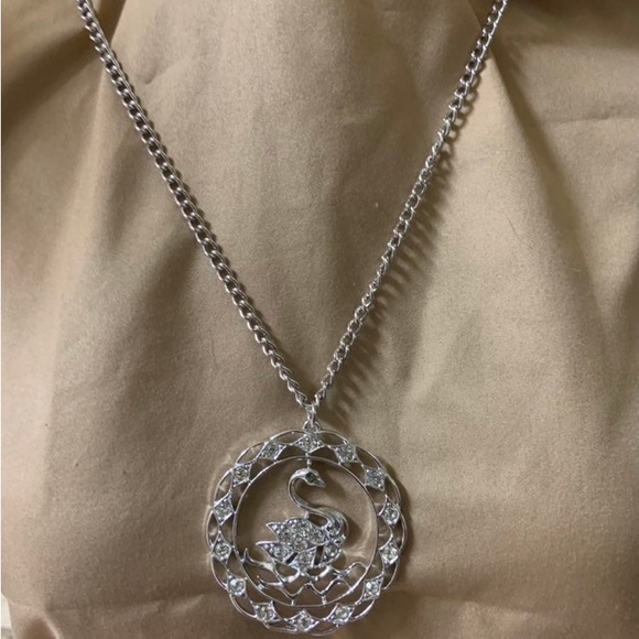 Sarah Coventry Vintage 1970 Swan Pendant/Necklace Blue Eye Rhinestones - Picture 4 of 5